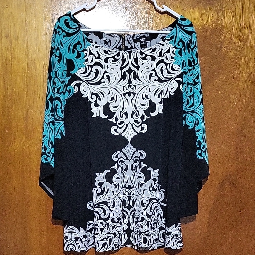 Elegant Black and Teal Women's Top